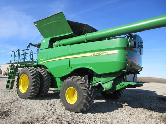 Image of John Deere S760 equipment image 4
