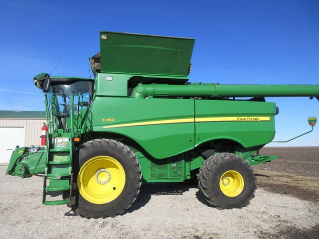 Image of John Deere S760 equipment image 1