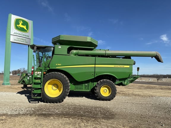 2021 John Deere S760 Equipment Image0