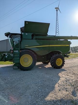 Image of John Deere S760 equipment image 2