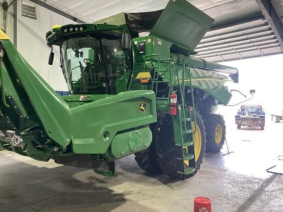 Main image John Deere S760 7
