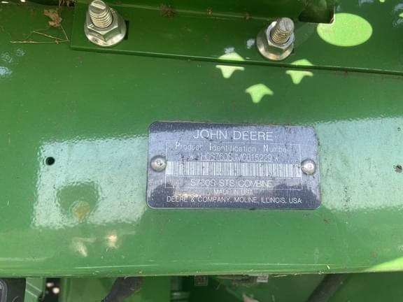 Image of John Deere S760 equipment image 1