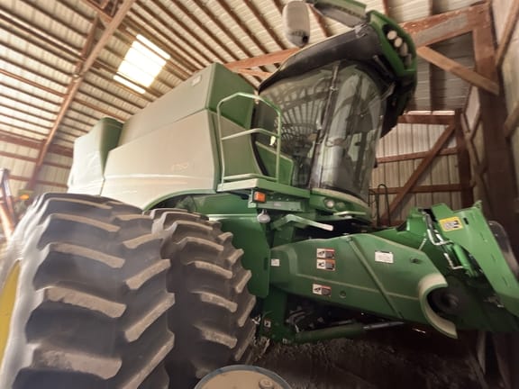 2021 John Deere S760 Equipment Image0