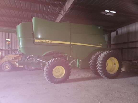 Image of John Deere S760 equipment image 1