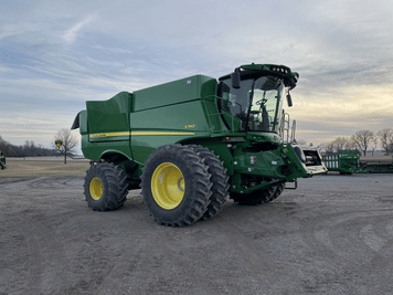 Main image John Deere S760