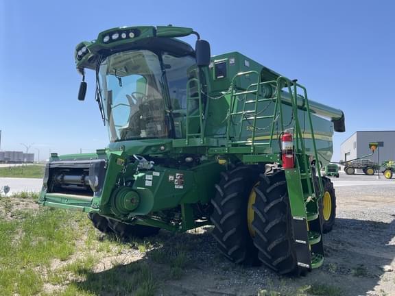 Image of John Deere S760 equipment image 2