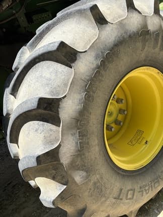 Image of John Deere S760 equipment image 4