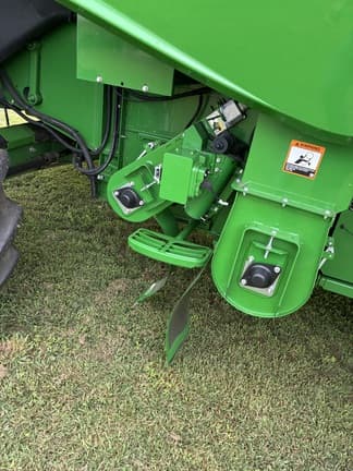 Image of John Deere S760 equipment image 2