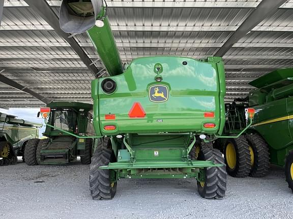 Image of John Deere S760 equipment image 1