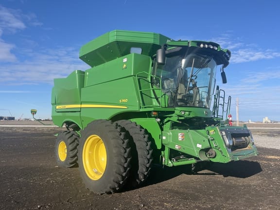 Main image John Deere S760