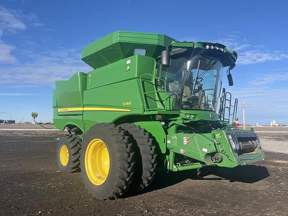 Image of John Deere S760 Primary image