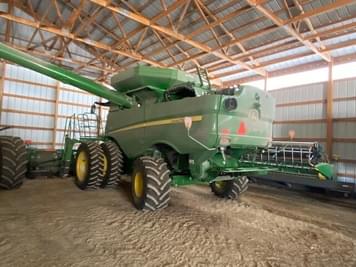 Main image John Deere S760