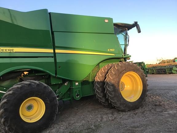 Image of John Deere S760 equipment image 4