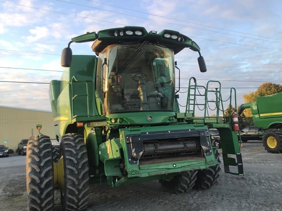 2021 John Deere S760 Equipment Image0