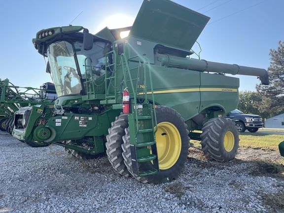 Main image John Deere S760
