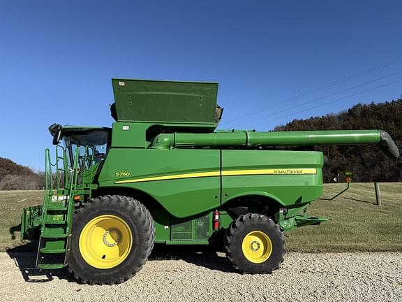 Image of John Deere S760 equipment image 1