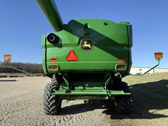 Image of John Deere S760 equipment image 3