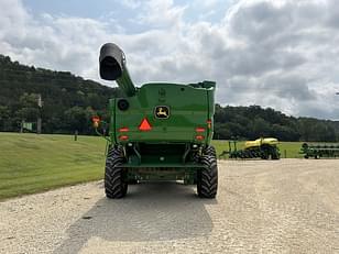 Main image John Deere S760 7