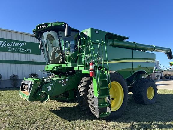 Image of John Deere S770 equipment image 1