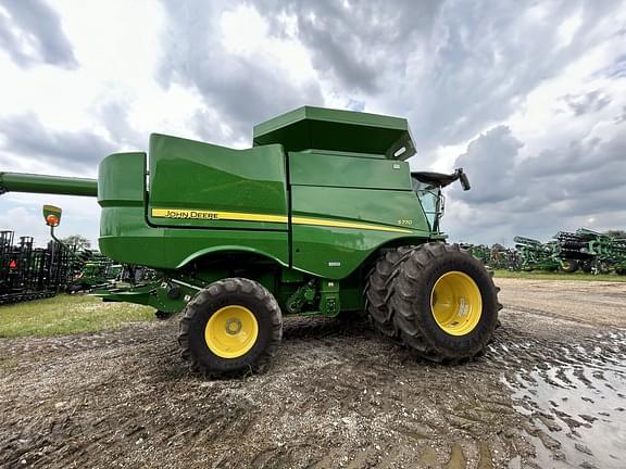 Image of John Deere S770 equipment image 2