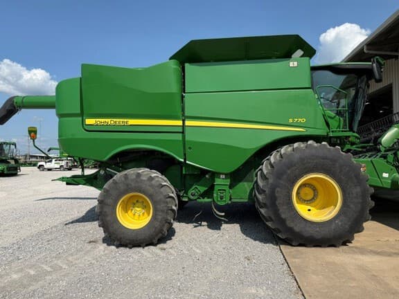 Image of John Deere S770 equipment image 3