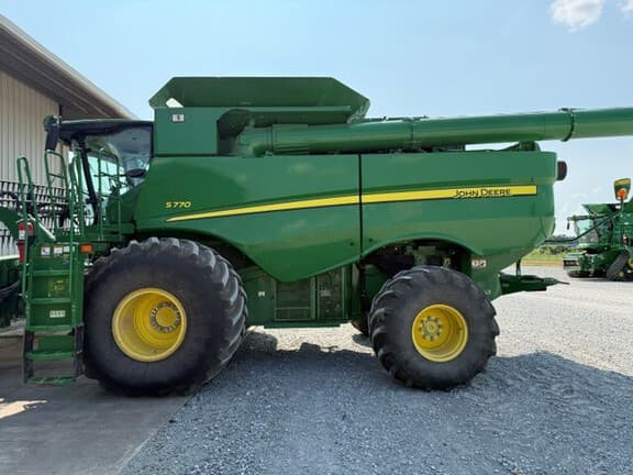 Image of John Deere S770 equipment image 3