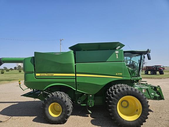 Image of John Deere S770 Primary image