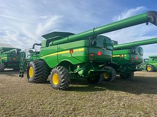 Main image John Deere S770 3