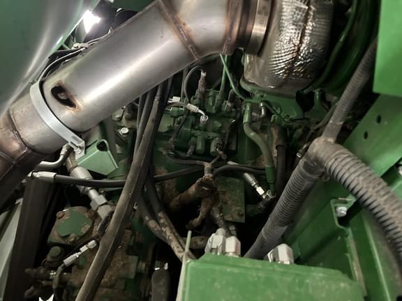Image of John Deere S770 equipment image 4