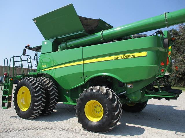 Image of John Deere S770 equipment image 4