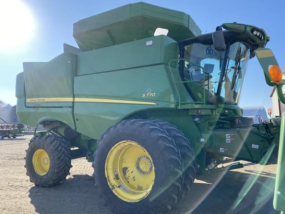 Image of John Deere S770 equipment image 3