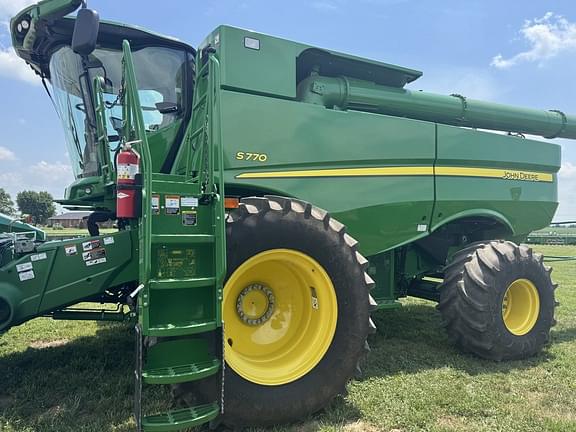 Image of John Deere S770 Primary image