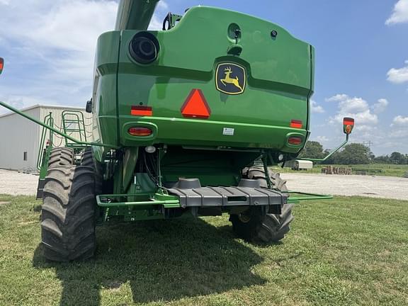 Image of John Deere S770 equipment image 4