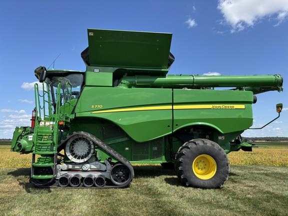 Image of John Deere S770 equipment image 3
