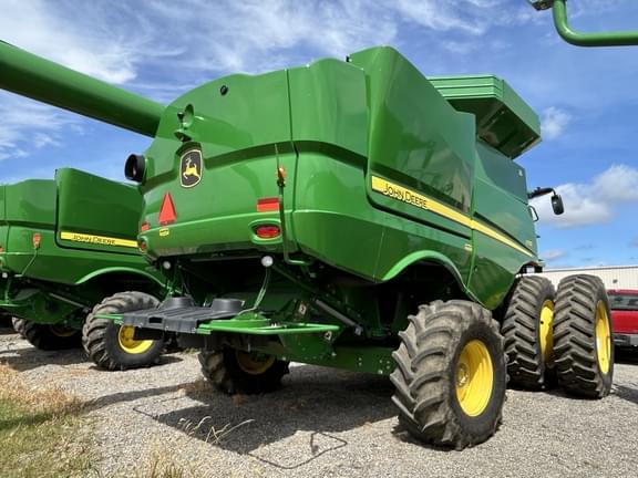 Image of John Deere S770 equipment image 3