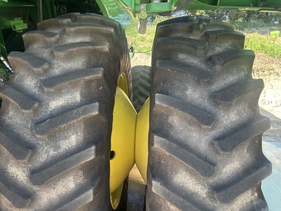 Image of John Deere S770 equipment image 4