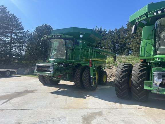 Image of John Deere S770 Primary image