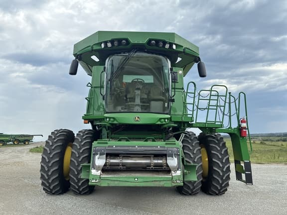Image of John Deere S770 equipment image 1