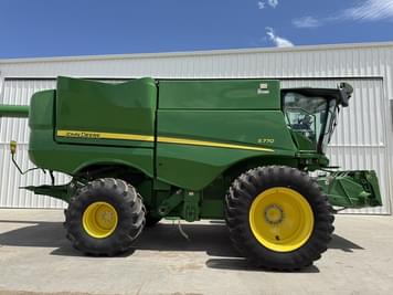 Main image John Deere S770