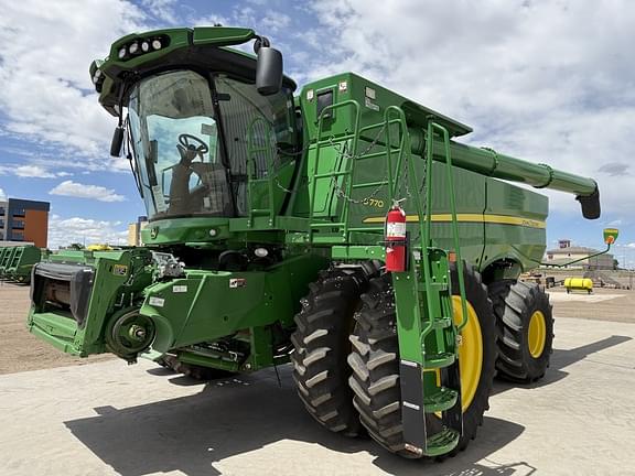 Image of John Deere S770 equipment image 3