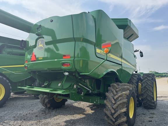Image of John Deere S770 equipment image 3