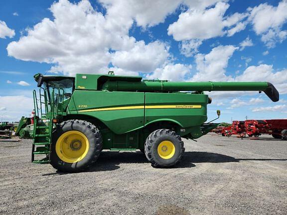 Image of John Deere S770 equipment image 1