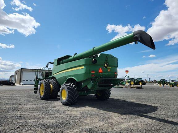 Image of John Deere S770 equipment image 2