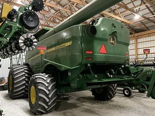 Main image John Deere S770 0