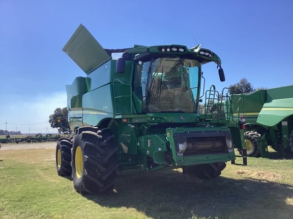 Main image John Deere S770