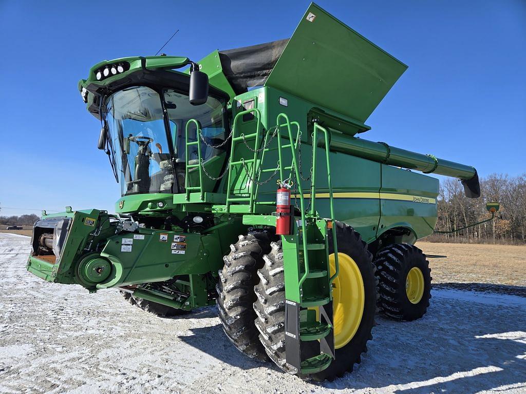 Image of John Deere S770 Primary image