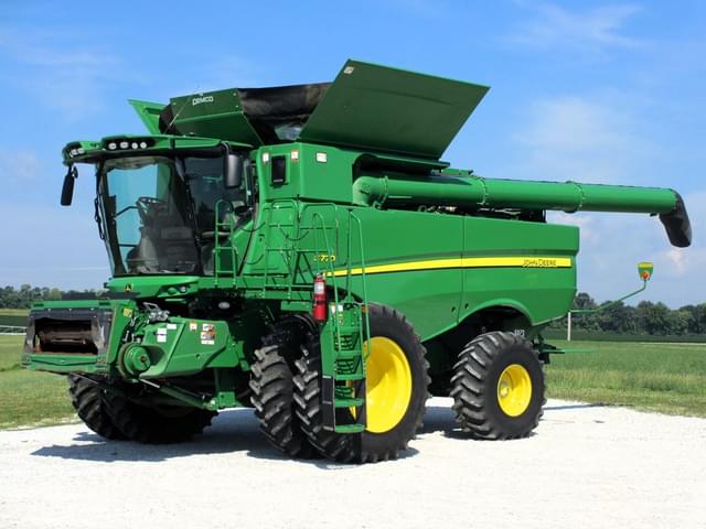 Image of John Deere S770 equipment image 3