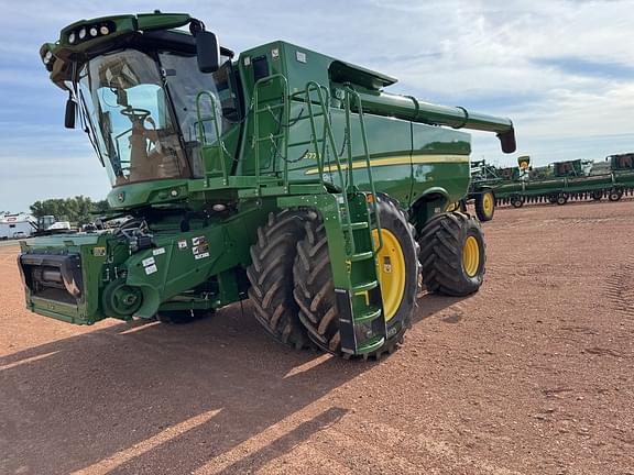 Image of John Deere S770 equipment image 3