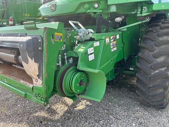 Image of John Deere S770 equipment image 1