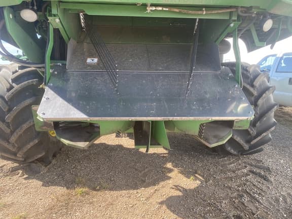 Image of John Deere S770 equipment image 4